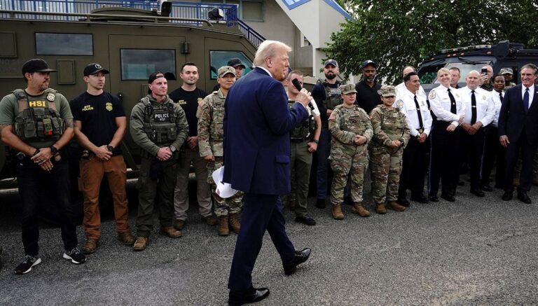 trump washingtonda devriye gezecek ky2N96vj