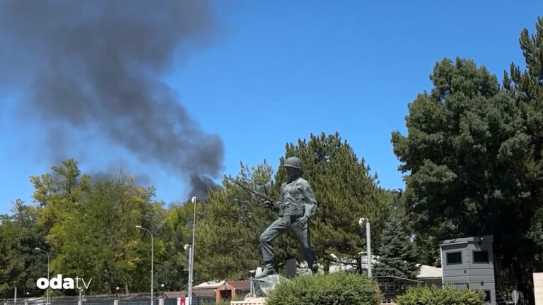 tugay komutanligindaki yangin kontrol altina alindi ZZ8KeeeG