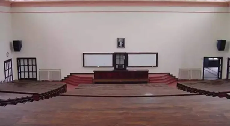 turkiyedeki kamu universitelerinin lisans bolumlerinin 1278inde profesor 400 bolumde ise hem profesor hem docent yok Mq1avnNd