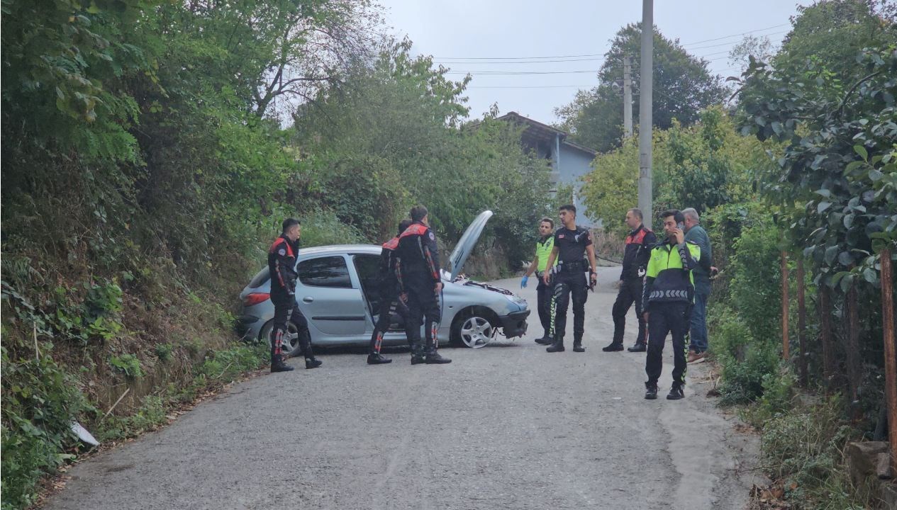 jandarmadan kacti lastigi patlayinca kaza yapti WHWJh9Me