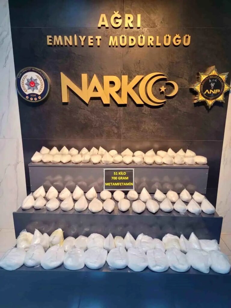 agrida 51 kilo uyusturucu ele gecirildi pr7UrQWr.jpg