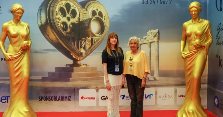 dunyanin ilk yapay zek belgeseli post truth altin portakaldaydi LAe3TgGI.webp