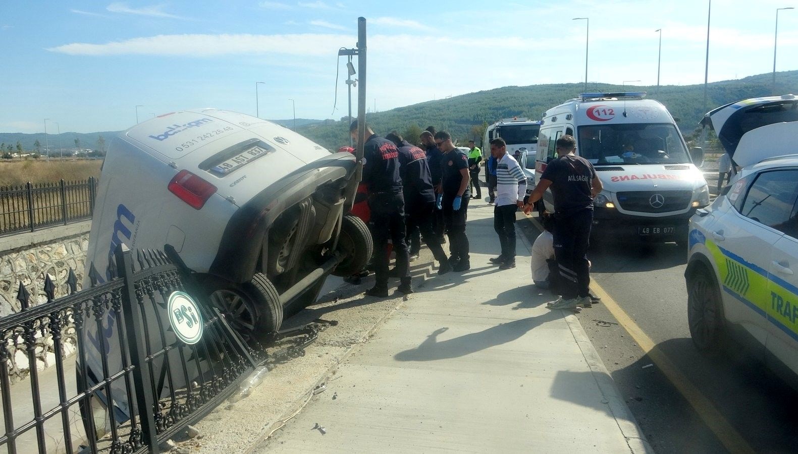 kazada emniyet kemeri hayat kurtardi 8JNG4cUh