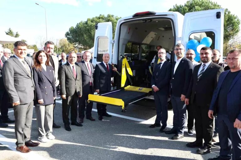 bursa-buyuksehir-belediyesinden-50-yeni-aracla-hizmet-kapasitesini-artirma-adimi-sSY12igQ.jpg
