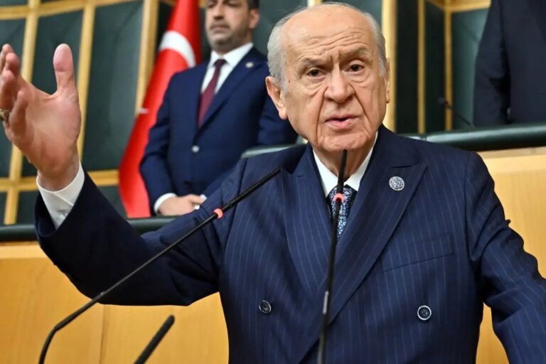 bahceli-venezuelada-yasananlar-15-temmuz-ile-birebir-ayni-nj9R68hM.jpg